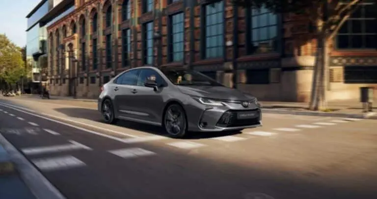 Toyota Corolla sedan 2026
