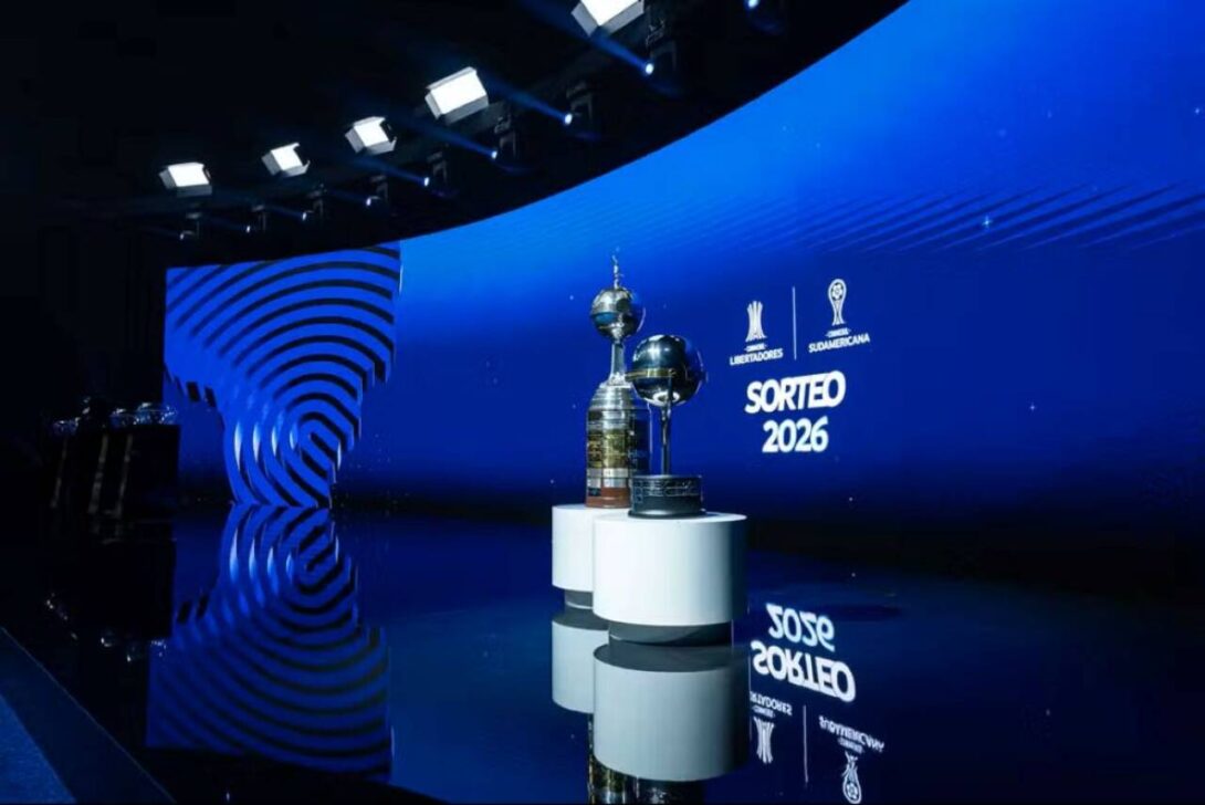 Troféus taças da Libertadores e da Sul-Americana