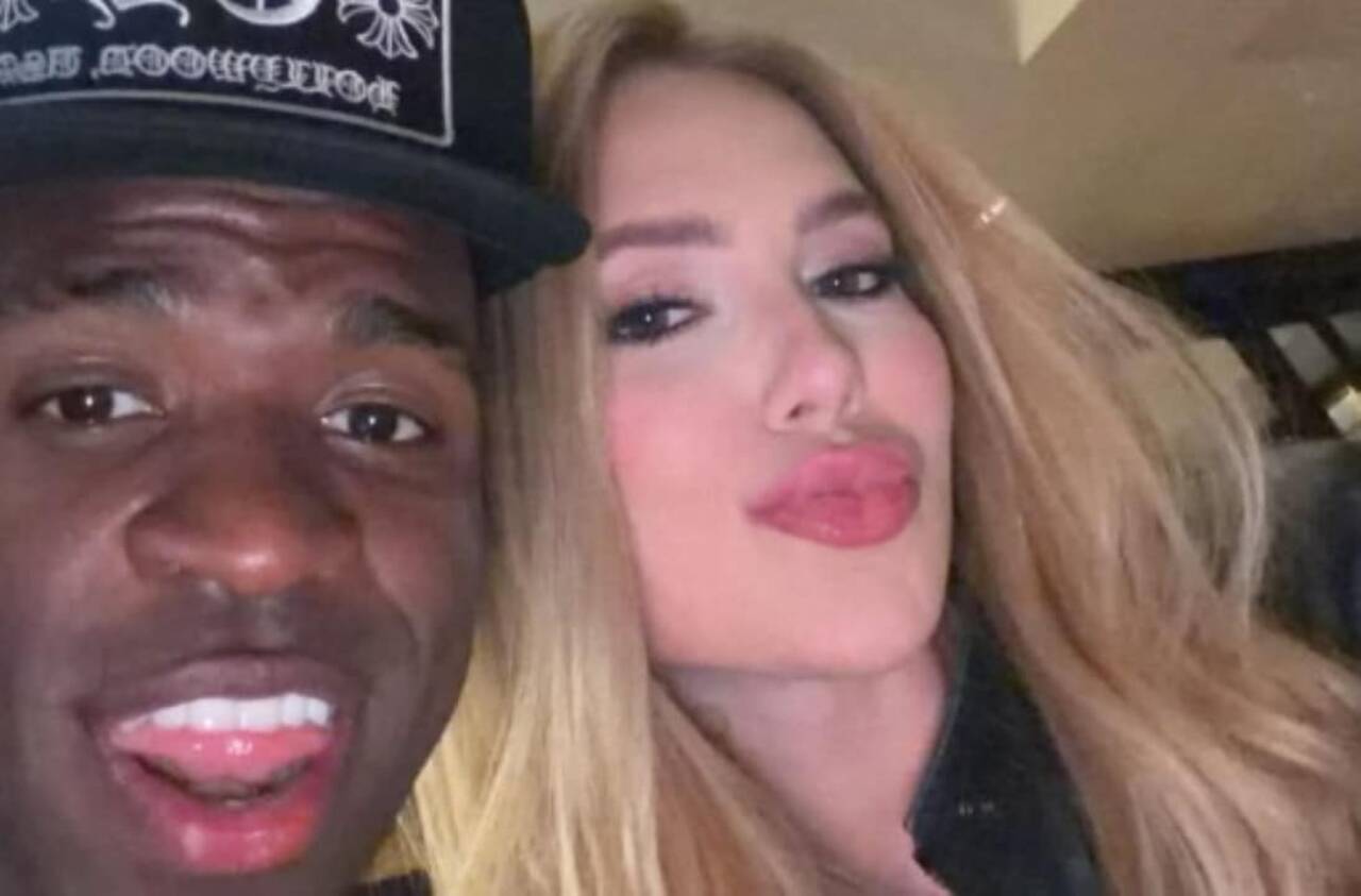 Virginia Fonseca revela almofada personalizada com foto ao lado de Vini Jr. do Real Madrid em vídeo familiar