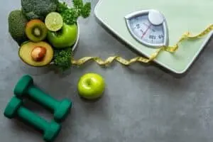 Entenda como dieta vegana com baixa gordura influenciou perda de peso em estudo de 16 semanas