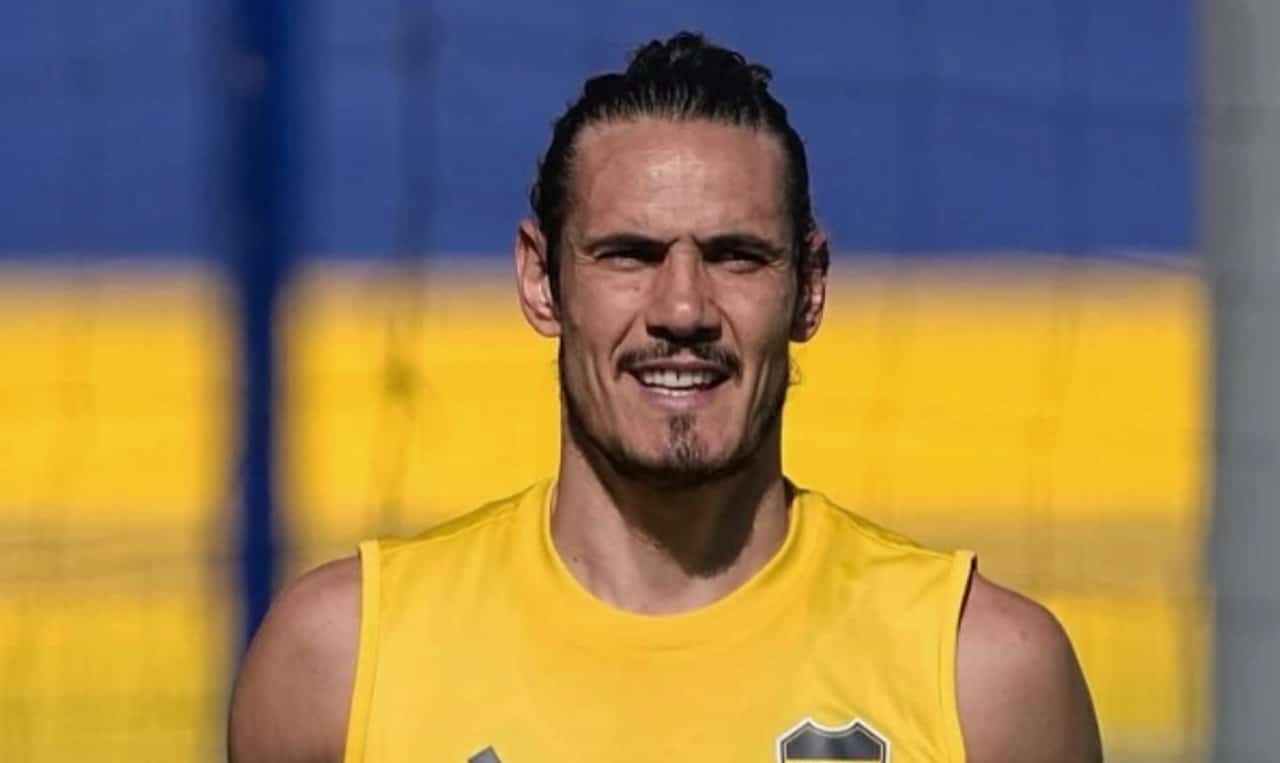 Edinson Cavani @Edinson Cavani