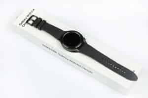 三星将 Galaxy Watch Ultra 降价 40%，主导高端手表市场