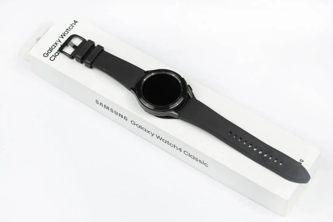 reloj galaxia 4