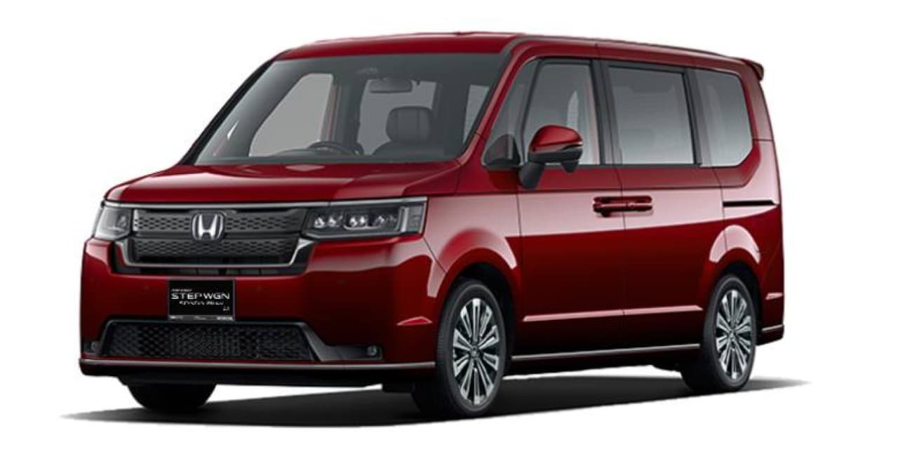 step wagon premium crystal garnet red