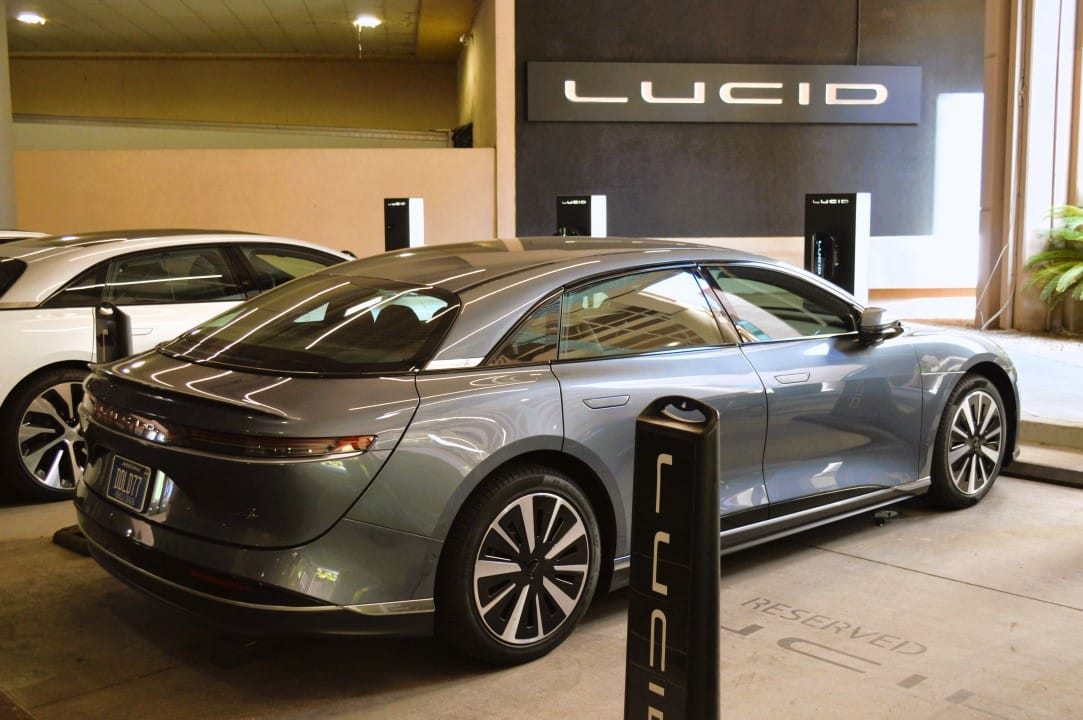  Lucid Air Grand Touring 