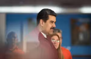 Sargento americano é preso sob acusação de lucrar R$ 2 milhões com aposta em queda de Nicolás Maduro