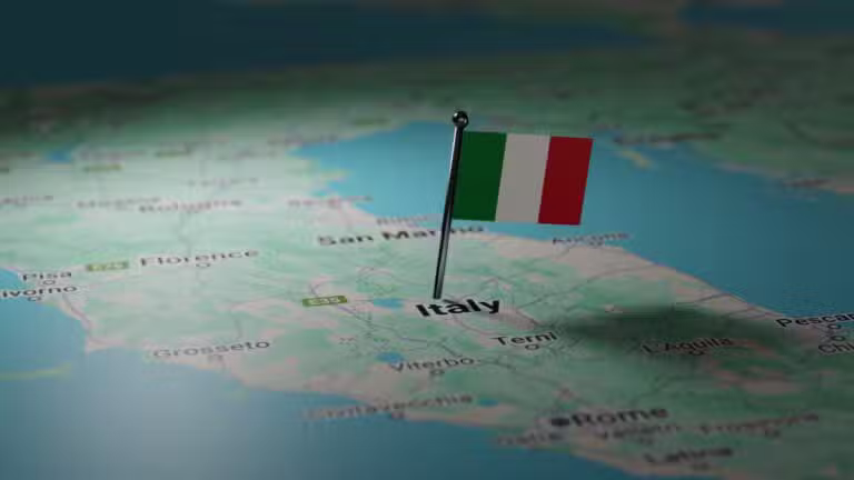 Mapa e bandeira Italia