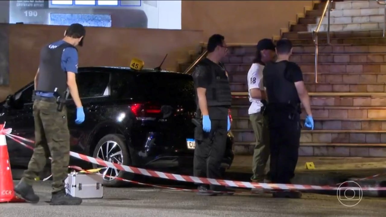Médicos assassinados