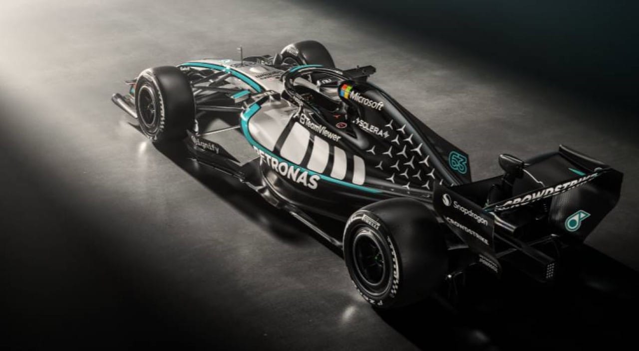 Mercedes W17