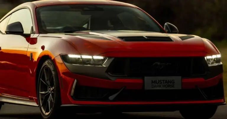 Mustang Dark Horse