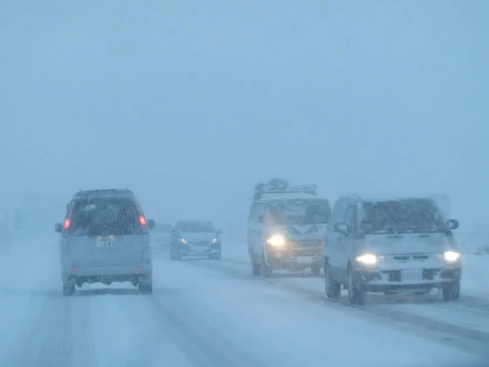 吹雪、アクロス、道路、雪