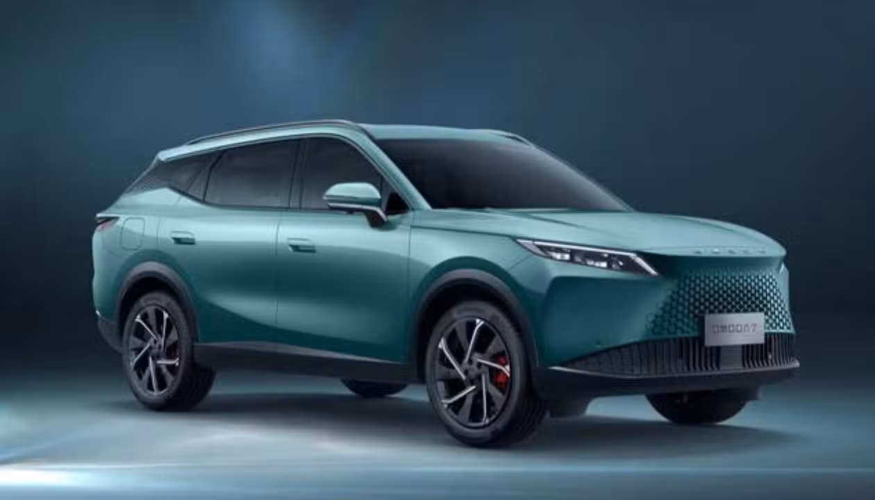 Omoda 7 plug-in hybrid