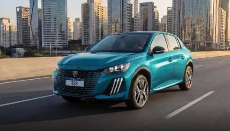 Peugeot 208