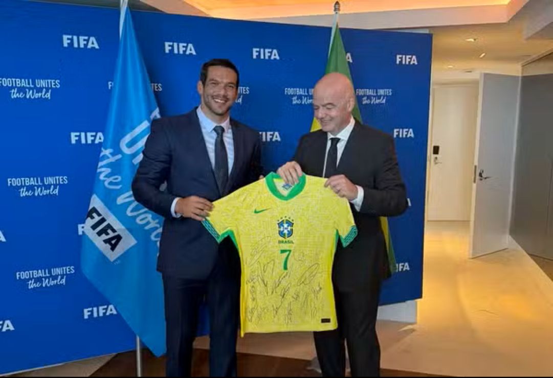 Samir Xaud e Gianni Infantino