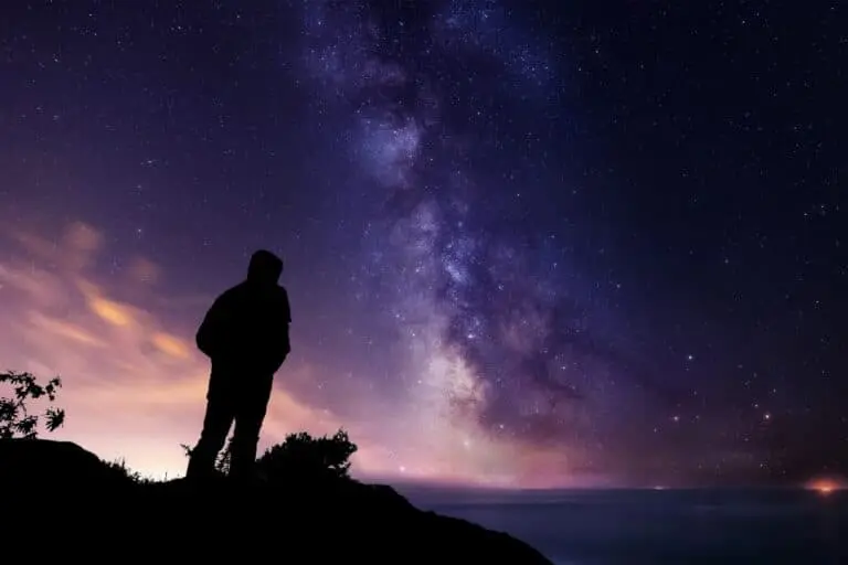 Silhueta de homem observando o céu, celeste, estrelas