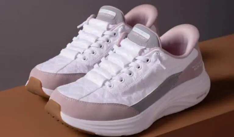 Skechers