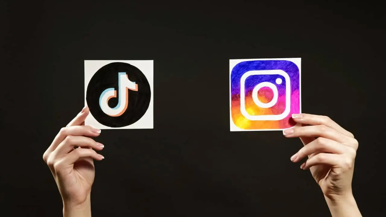 Tiktok, instagram, logos