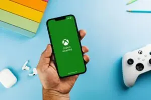 تقوم Microsoft بتجديد تسلسل تشغيل Xbox بشعار نيون جديد بدءًا من 13 مايو(102)