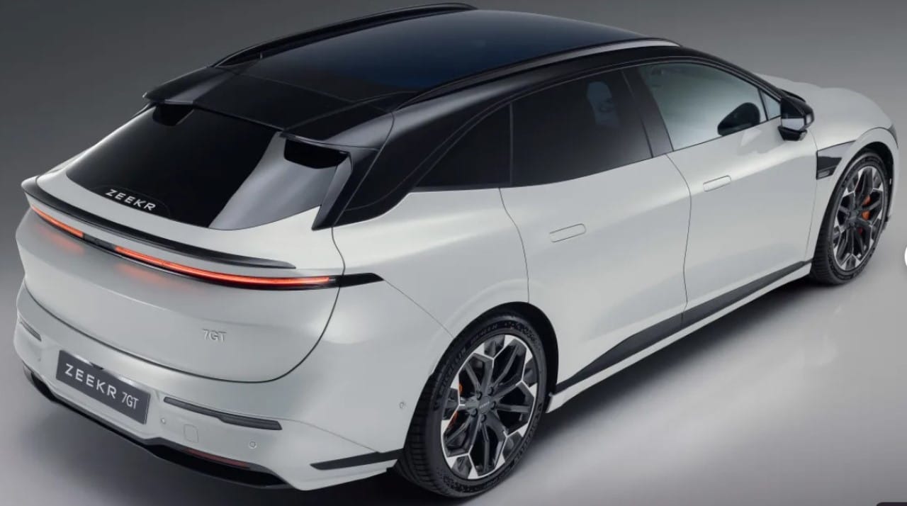 Zeekr 7GT -