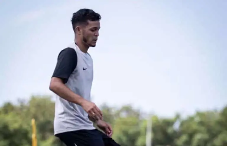 Adson - Dikran Sahagian/Vasco
