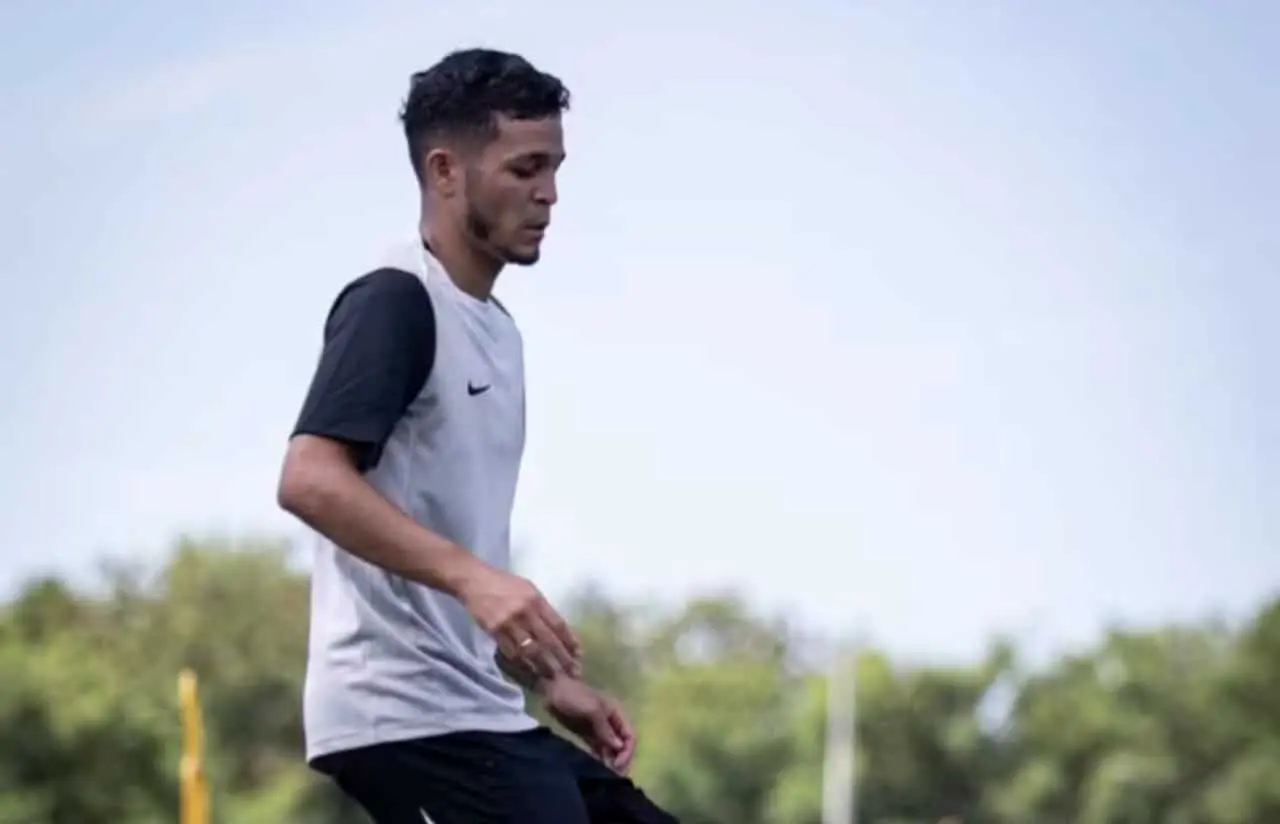 Adson - Dikran Sahagian/Vasco