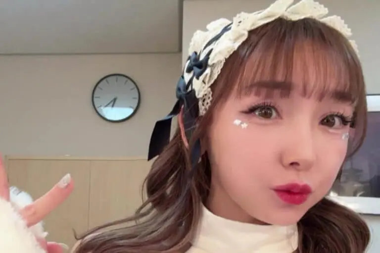 Ai Kago - Instagram