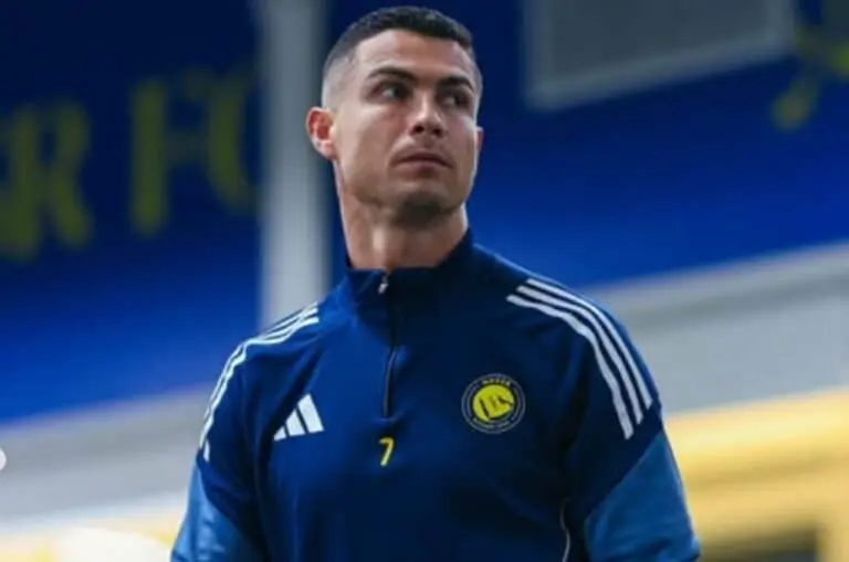 Cristiano Ronaldo - @ cristiano