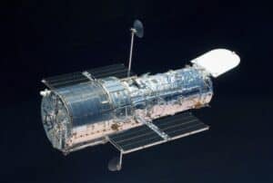 Telescópio Hubble será visível no céu a até sexta-feira; confira como ver
