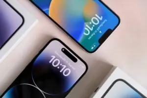 Apple memajukan paparan Liquid Glass untuk iPhone masa hadapan