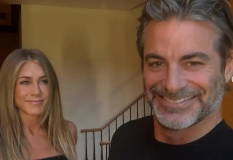 Jennifer Aniston e Jim Curtis - @jimcurtis1