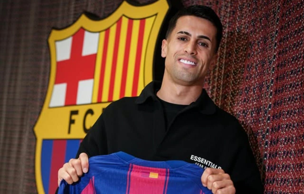 João Cancelo - @fcbarcelona