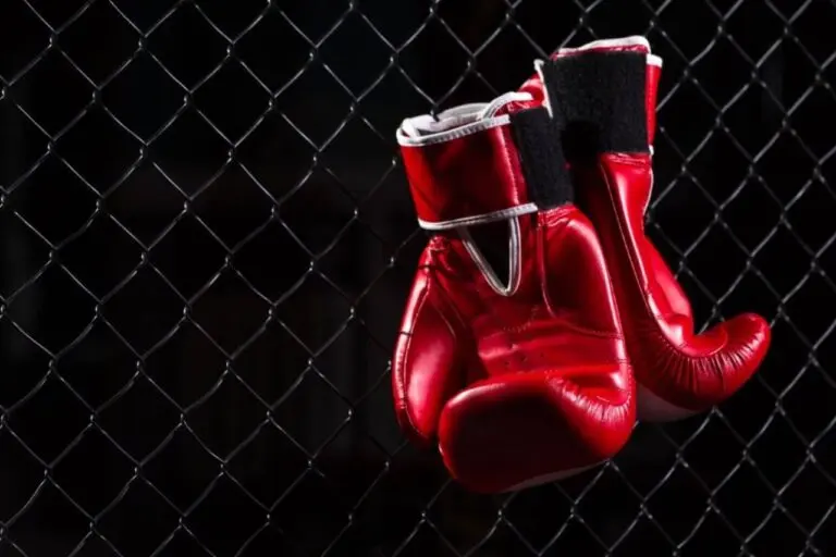 Az MMA-ban tiltott sztrájkok megvédik a sportolókat a súlyos sérülésektől, és fenntartják a biztonságot a profi küzdelmekben