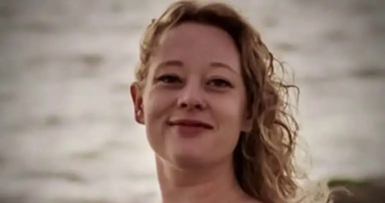 Renee Nicole Good, 37, was shot dead by an ICE agent - Telegrapfh