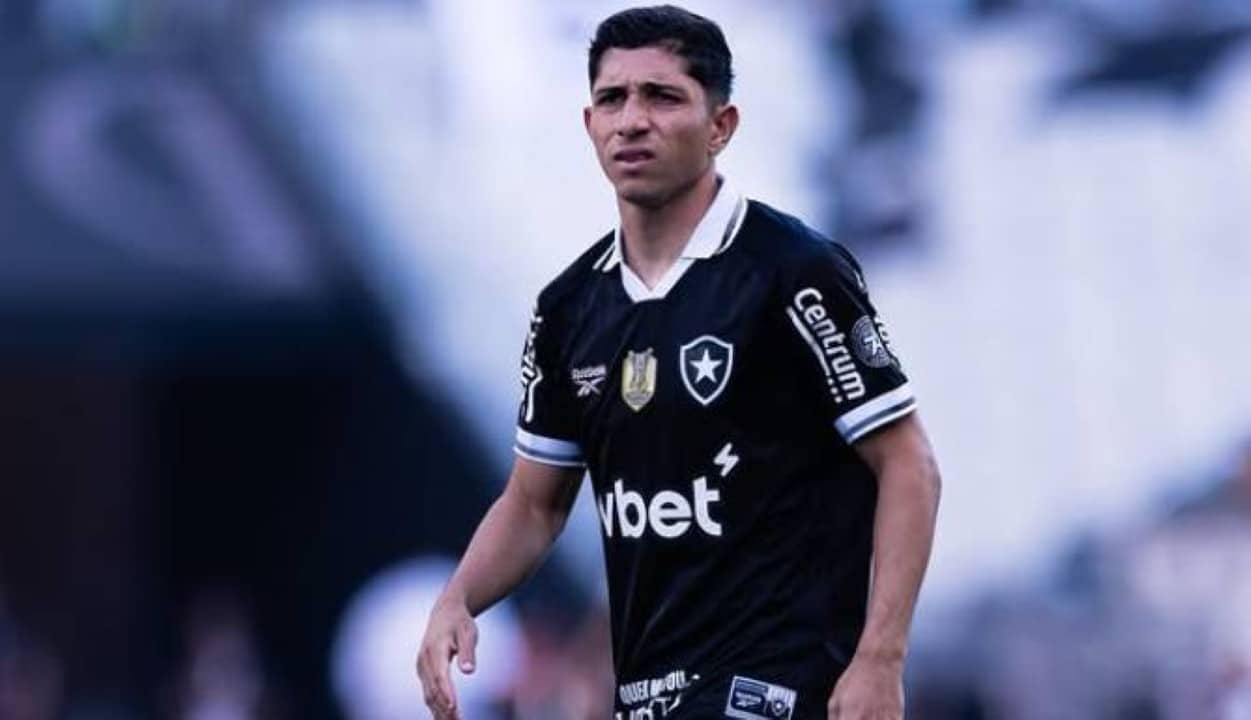 Botafogo eleva condições por savarino ao fluminense exigindo wallace davi e valor milionário