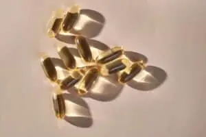 Vitamin D deficiency and abdominal fat double the risk of death after 50 years