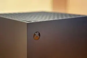 Valmistaja alentaa Xbox Series X -arvoa jopa 50 prosenttia valituissa profiileissa