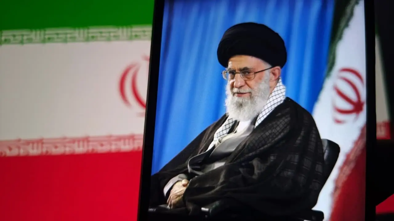 Hvem var Ayatollah Ali Khamenei: makt, ekstremisme og innflytelsen til den iranske øverste lederen