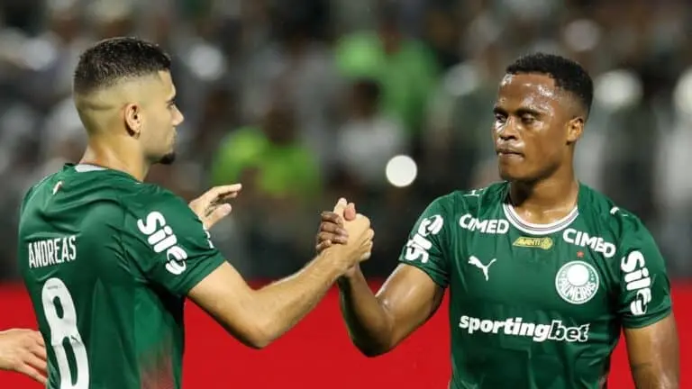 Andreas e Jhon Arias