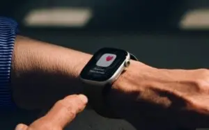 Apple Watch Series 11 mencapai harga rendah bersejarah dengan diskaun $100 pada Februari 2026