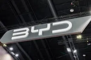BYD avalia lançamento do Sealion 06 no Brasil para remodelar linha de SUVs híbridos