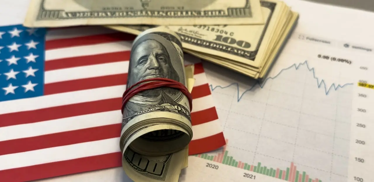 Bandeira dos EUA, dólar, gráfico financeiro.