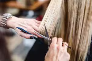 Fases lunares de maio definem dias ideais para cortar cabelo e tingir
