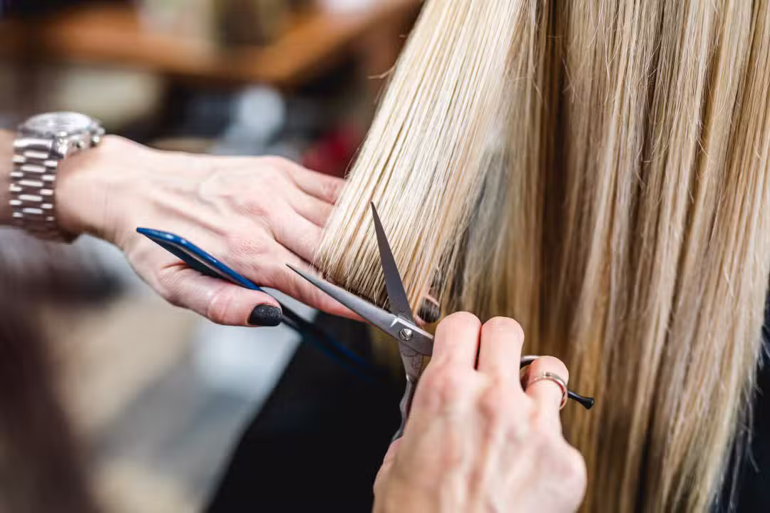 Cabelereira, corte de cabelo