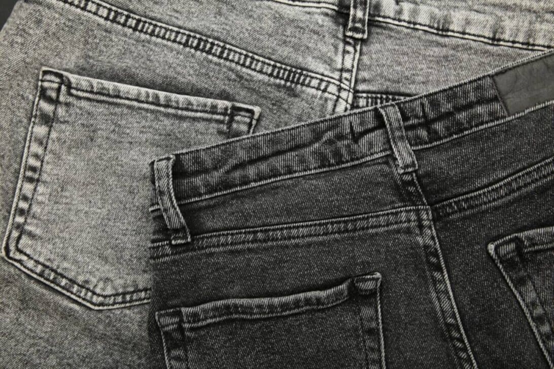 Calça Jeans tons de cinza