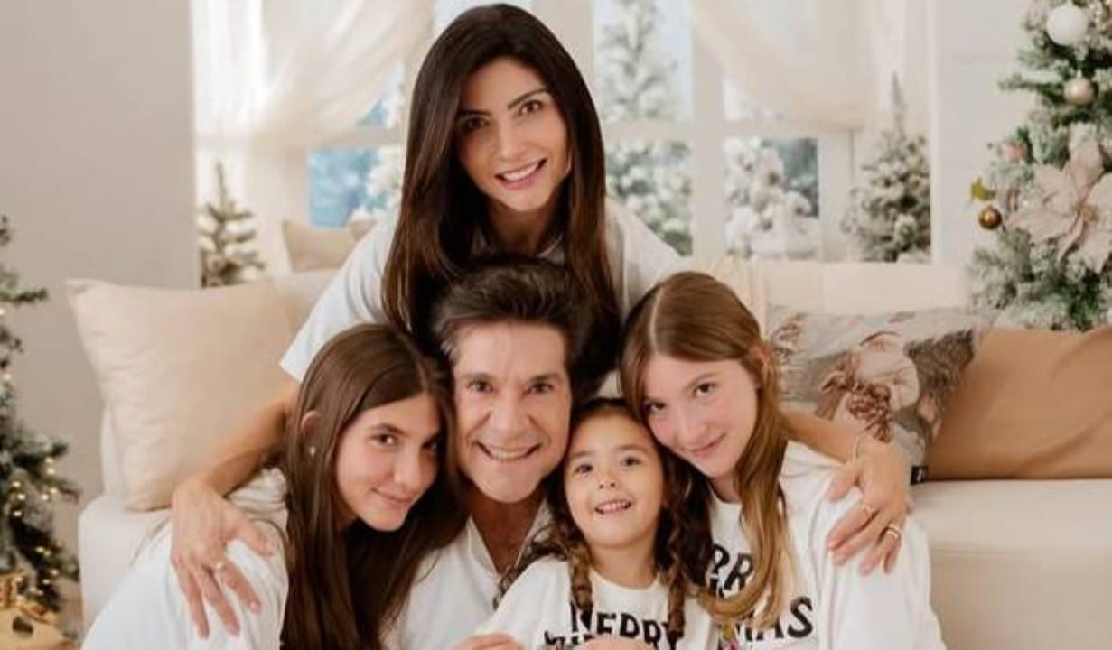 Cantor Daniel e família