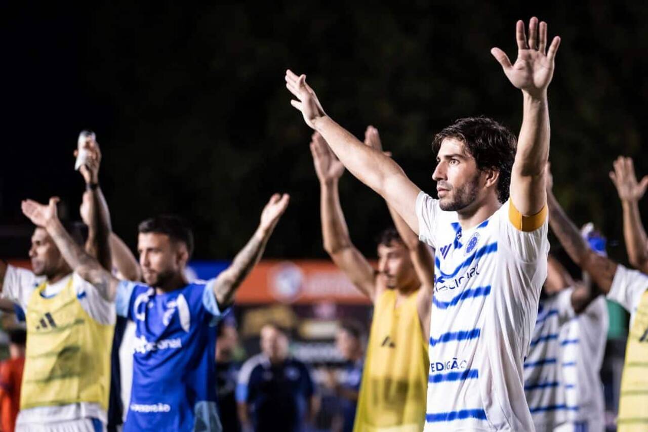 Cruzeiro inicia preparação para semifinal com nove desfalques e expectativa por Bruno Rodrigues