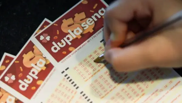 Veja os números sorteados na Dupla Sena 3004 valendo R$ 2,8 milhões