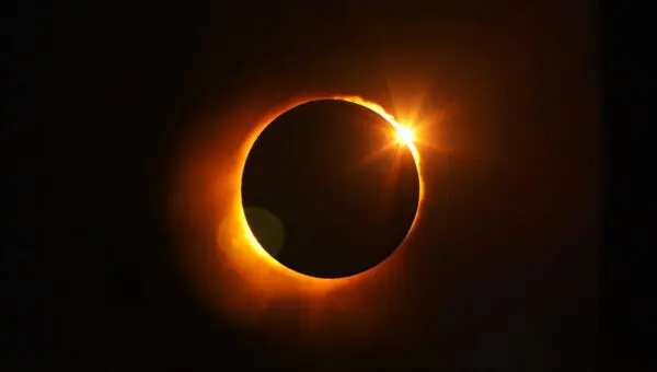 Eclipse solar
