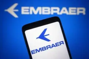 Programa da Embraer e ITA oferece mestrado com bolsa de até R$ 6 mil para engenheiros