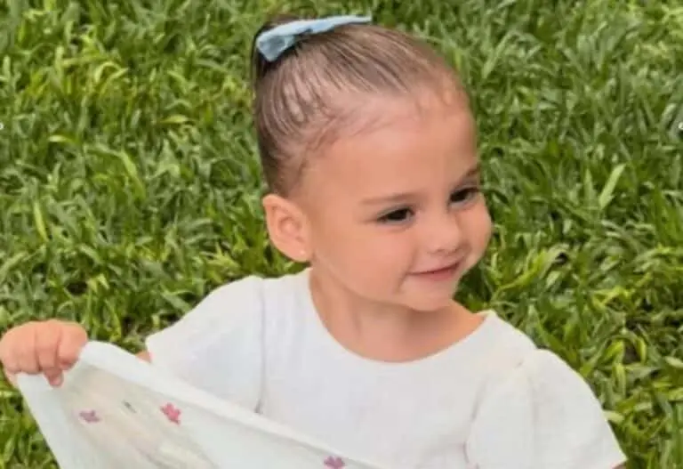 Helena, filha Neymar